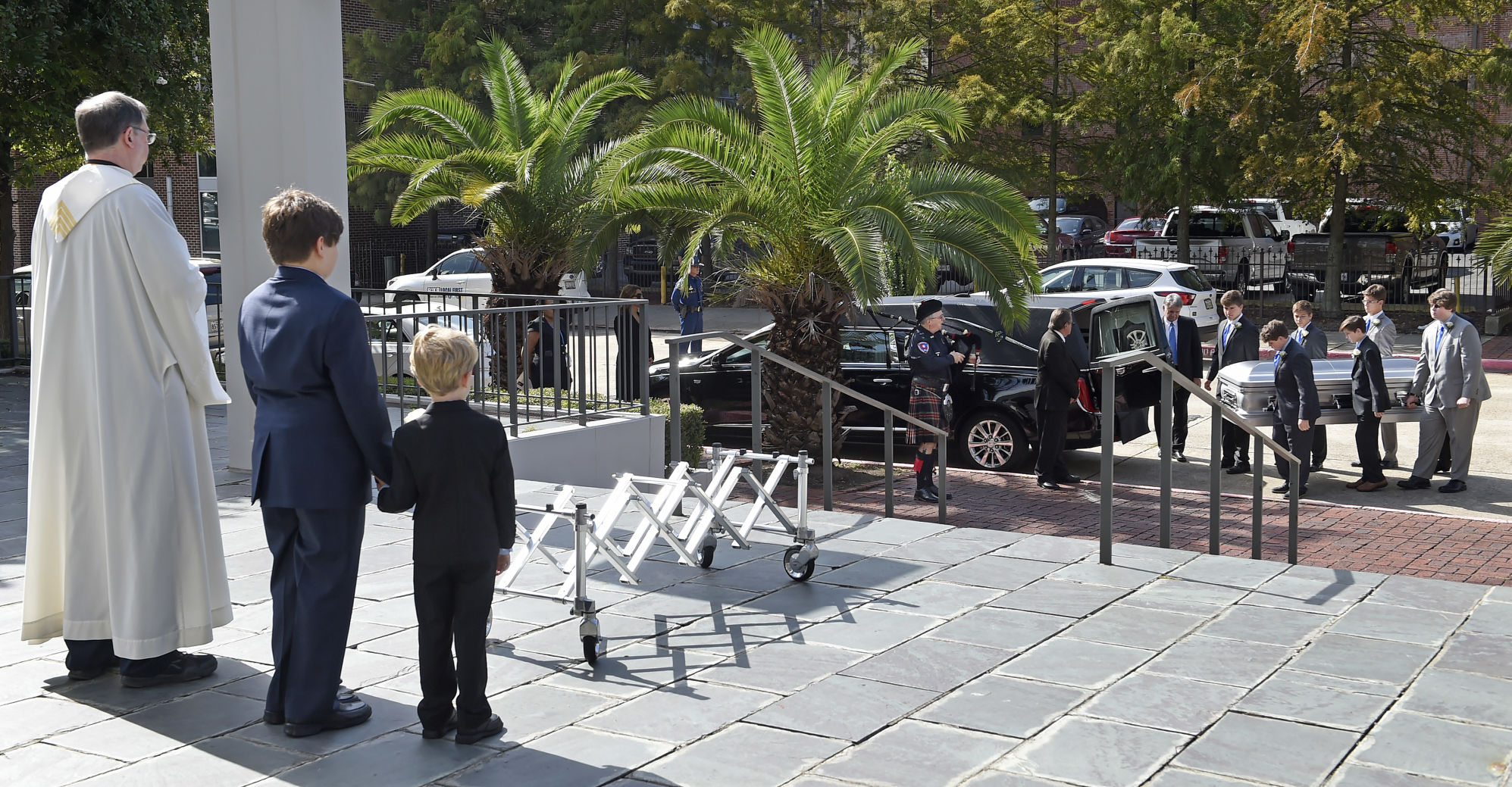 BR.funeral0087.082319 bf.jpg